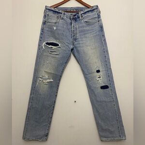 Levi's Men's Light Blue Ripped Jeans